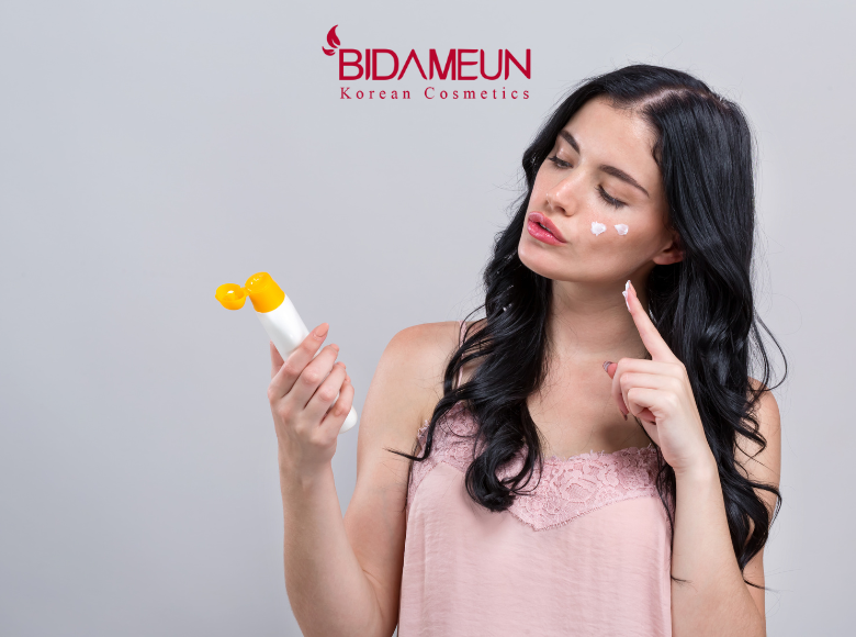 tam-quan-trong-cua-chong-nang-va-kem-duong-trong-ngan-ngua-lao-hoa